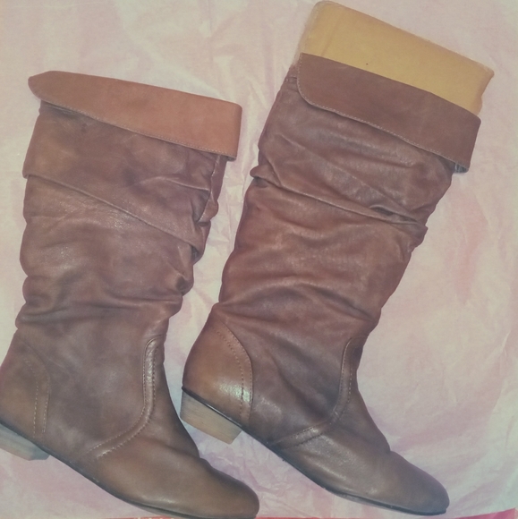 DONATED - Picture 3 of 4